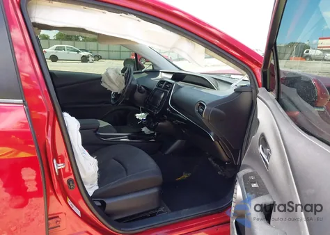 2016 Toyota Prius Three z USA, uszkodzony, nr VIN JTDKARFU8G3525904